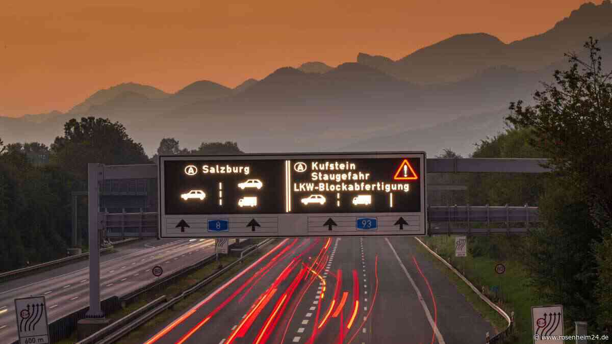Blockabfertigung auf der Inntalautobahn: Stau bis zu 22 Kilometer lang