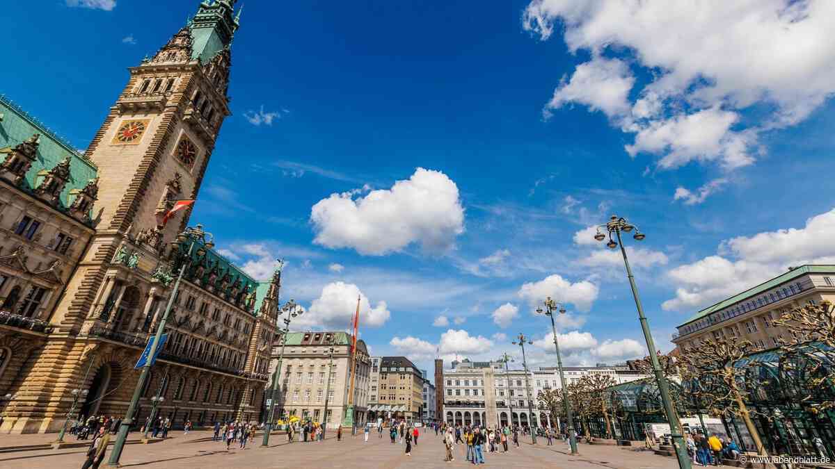 Veteranentag: Drei Gegendemos, viel Polizei und Scharfschützen in der City
