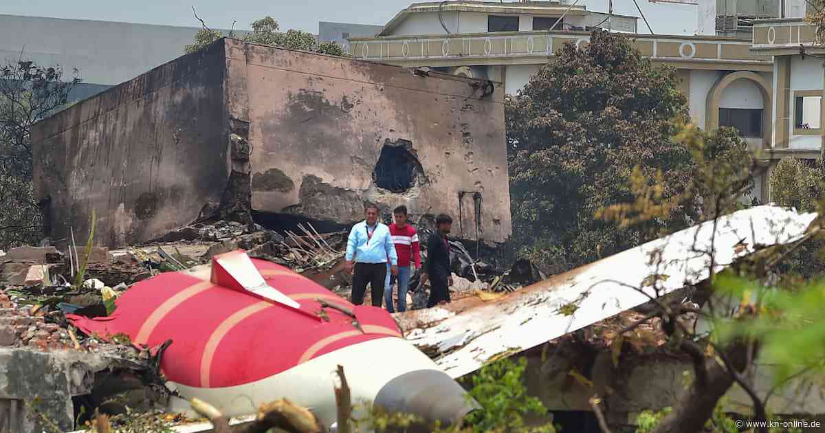 Indien: Ursachensuche nach Flugzeugabsturz geht weiter