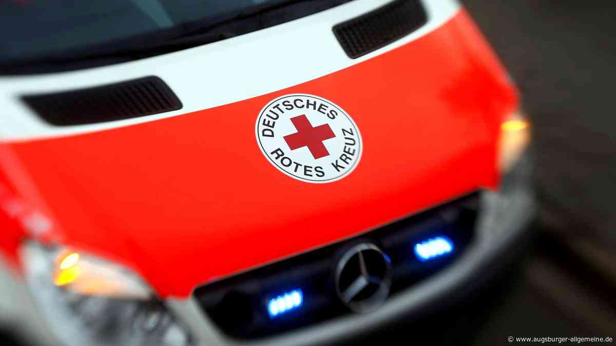 Ingolstadt: Auto fährt Radler beim Abbiegen um – Radfahrer schwer verletzt