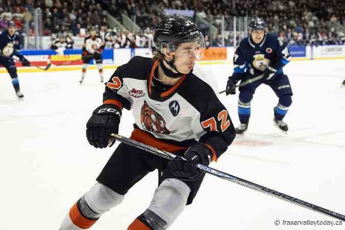 Tigers’ Gavin McKenna third-youngest recipient of CHL player of the year award