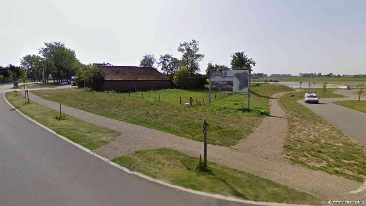 Belgische politie bezoekt parenclub: hoe eindigde gruwelijk vermoorde Bert (57) dood in auto in Nederland?