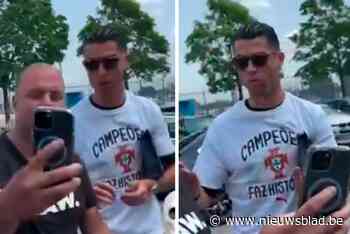 VIDEO. Geduld is een schone deugd: opdringerige fan wil selfie nemen met Cristiano Ronaldo, maar keert met lege handen naar huis