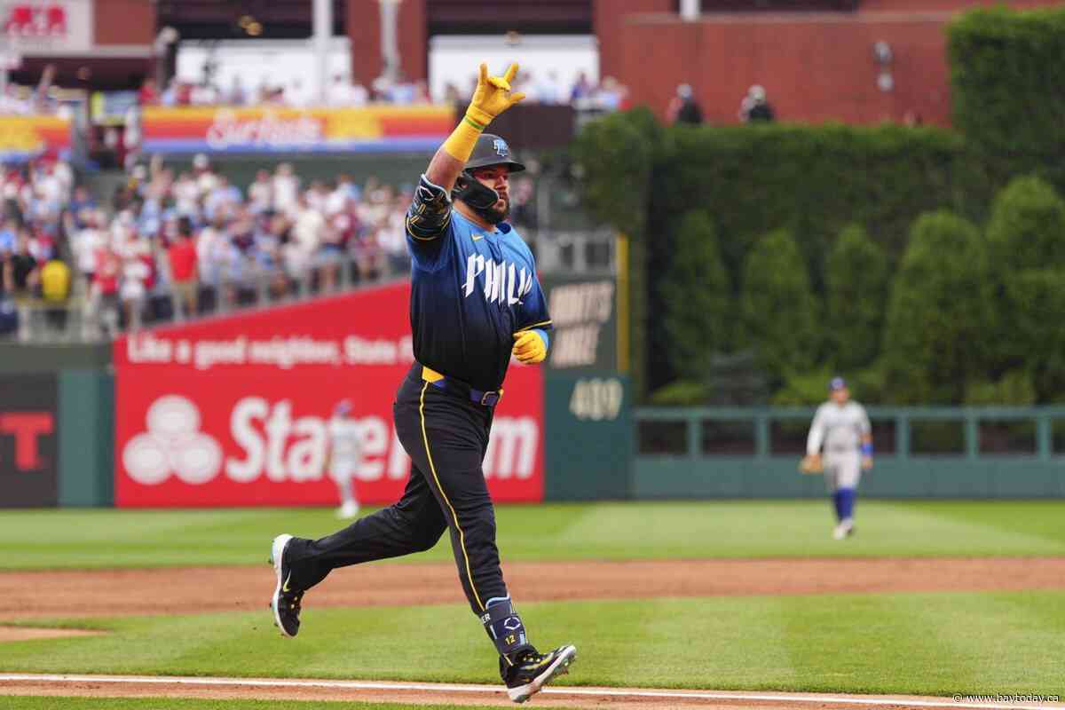 Suárez tosses 7 shutout innings, Schwarber hits 22nd homer to lead Phillies past Toronto 8-0