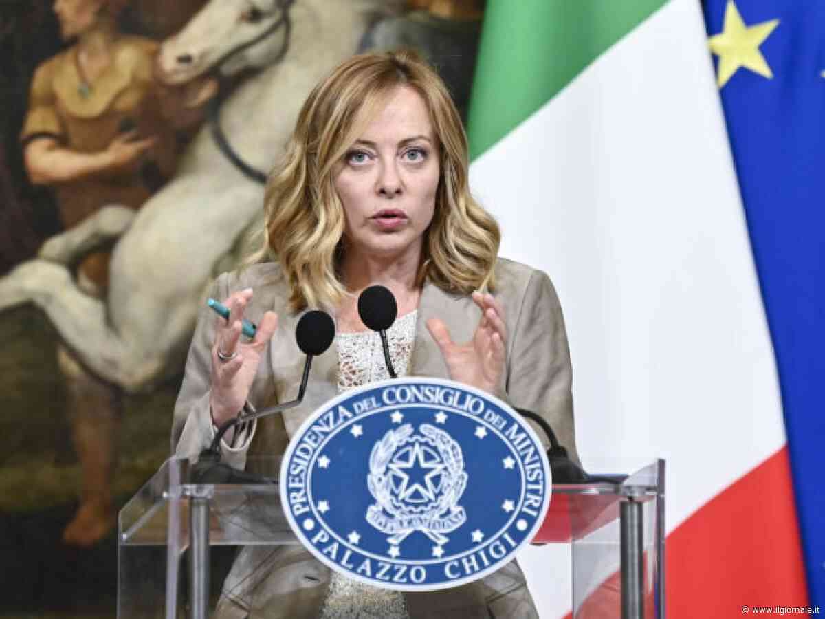 Meloni: "Preoccupa l'atomica iraniana". Con l'Ue si lavora alla de-escalation. "Attacco inatteso"