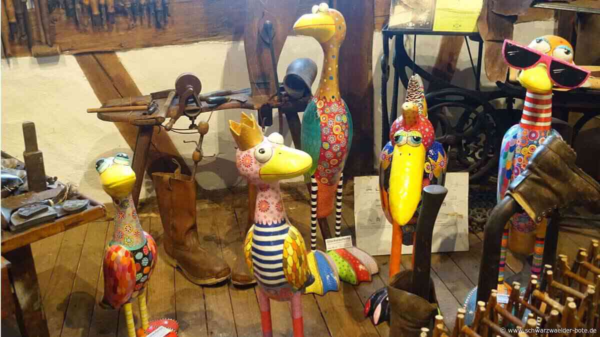 Sonderausstellung in Altensteig: Kunterbunte Glücksviecher zaubern Museumsbesuchern Schmunzeln ins Gesicht