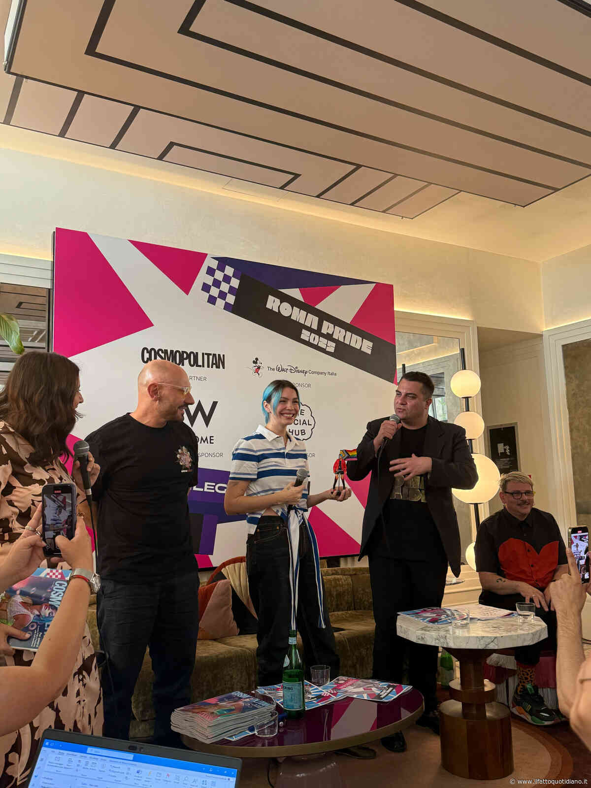 Roma Pride 2025, Rose Villain madrina: “Chi ha una voce pubblica, deve usarla. Oggi si usa la diversità per seminare paura”