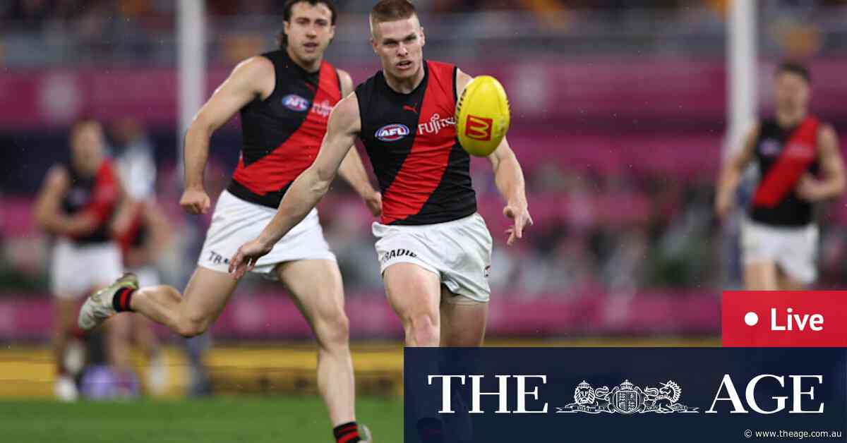 Essendon v Geelong LIVE: Ruthless Cats making young Bombers pay for costly mistakes in front of bumper MCG crowd