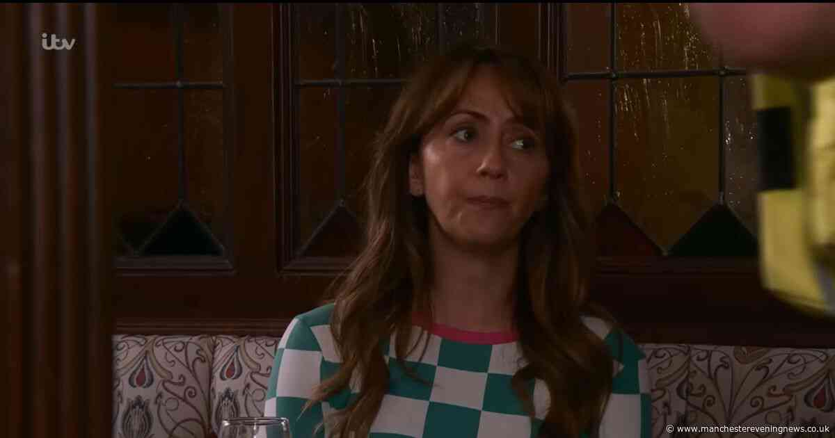 Coronation Street fans 'know' who got Maria Windass arrested and it's not Lou Michaelis