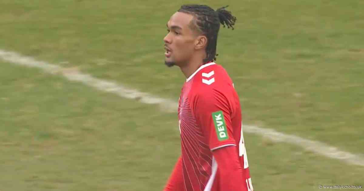 Saints reportedly 'seriously considering' move for USA international forward
