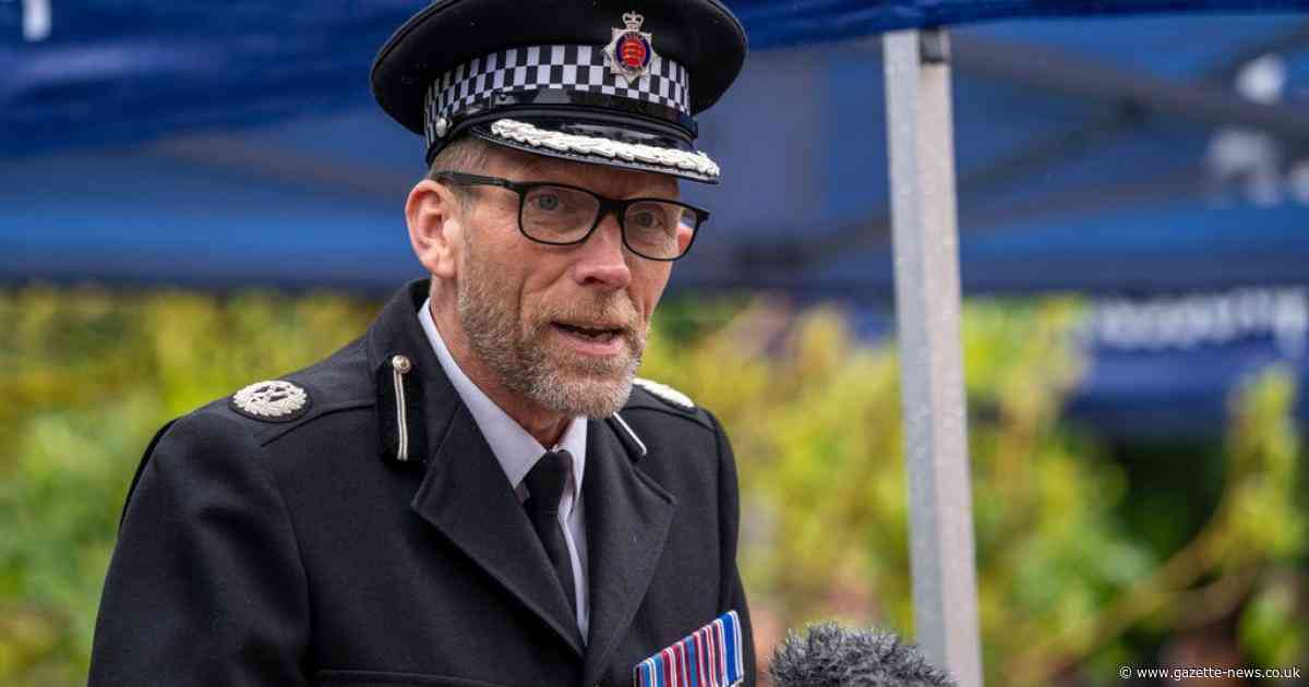 Top detective who led policing in south Essex awarded King's Police Medal