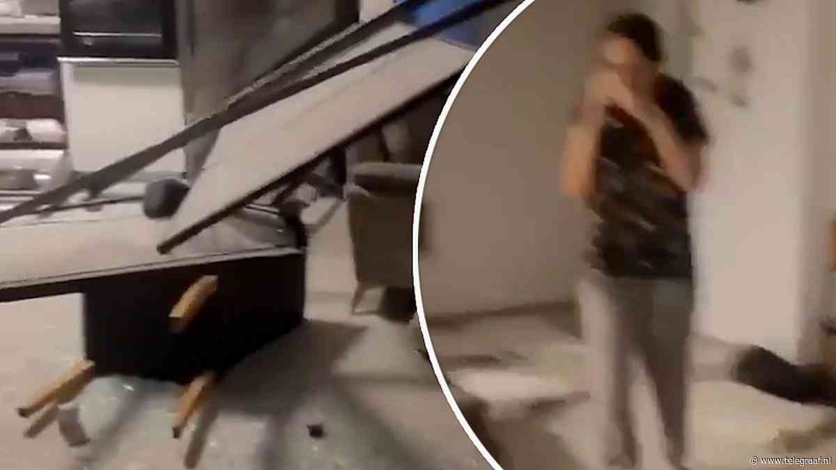 Binnenkant van verwoest appartement gefilmd na luchtaanvallen op Tel Aviv