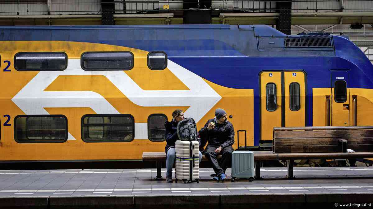 CNV belooft zeker tot woensdag geen NS-staking aan te kondigen