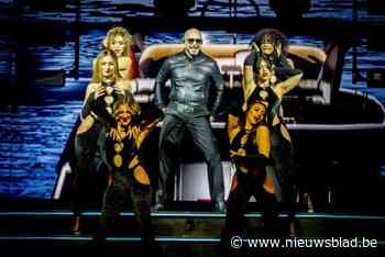 “Mijn moeder gaf me borstvoeding terwijl ze aan de coke zat”: dit is Pitbull, de man die vanavond in het Sportpaleis staat