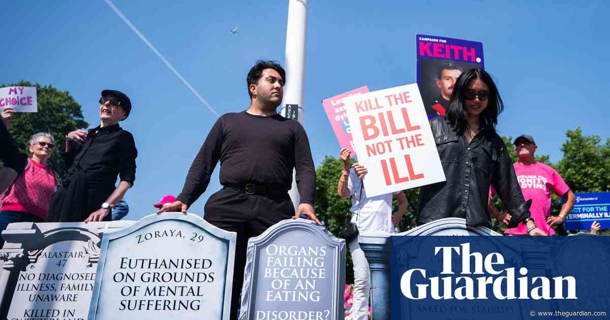 MPs back bill changes to prevent medics raising assisted dying with under-18s