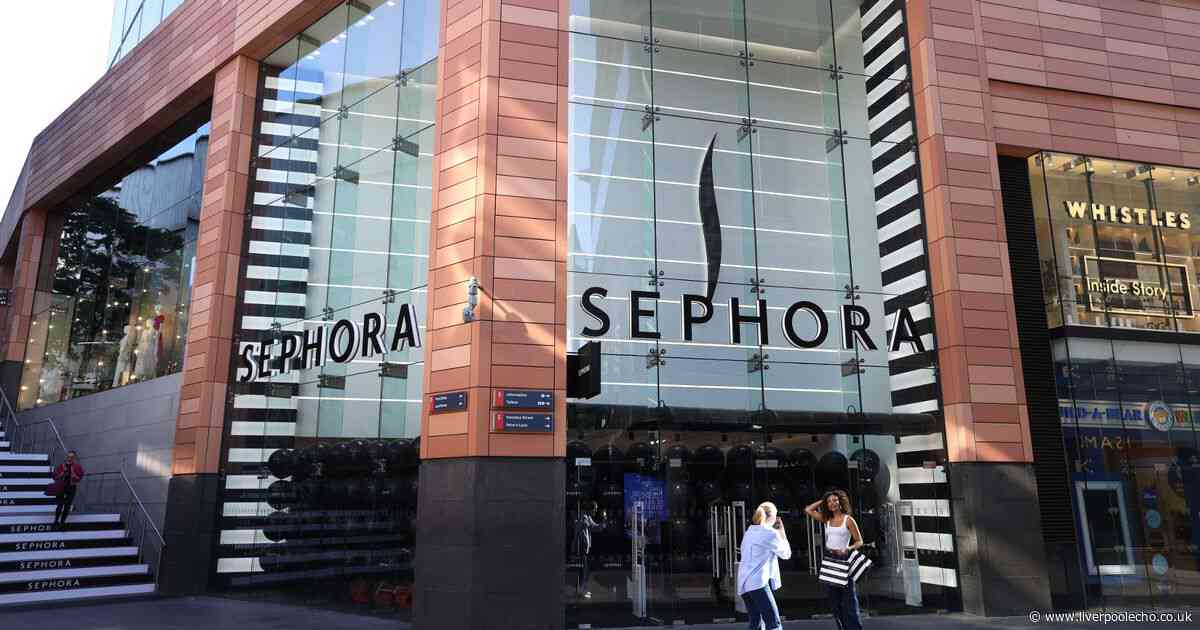 Sephora knocks 15% off 'really delicious' perfume compared to a cloud
