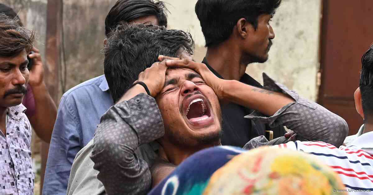Indien: Inzwischen 270 Tote nach Flugzeugabsturz