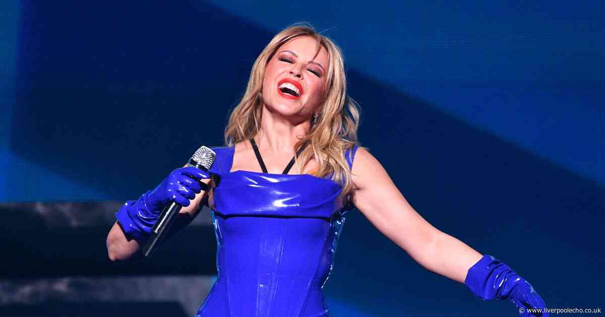 Kylie Minogue apologises to fans after announcing health battle
