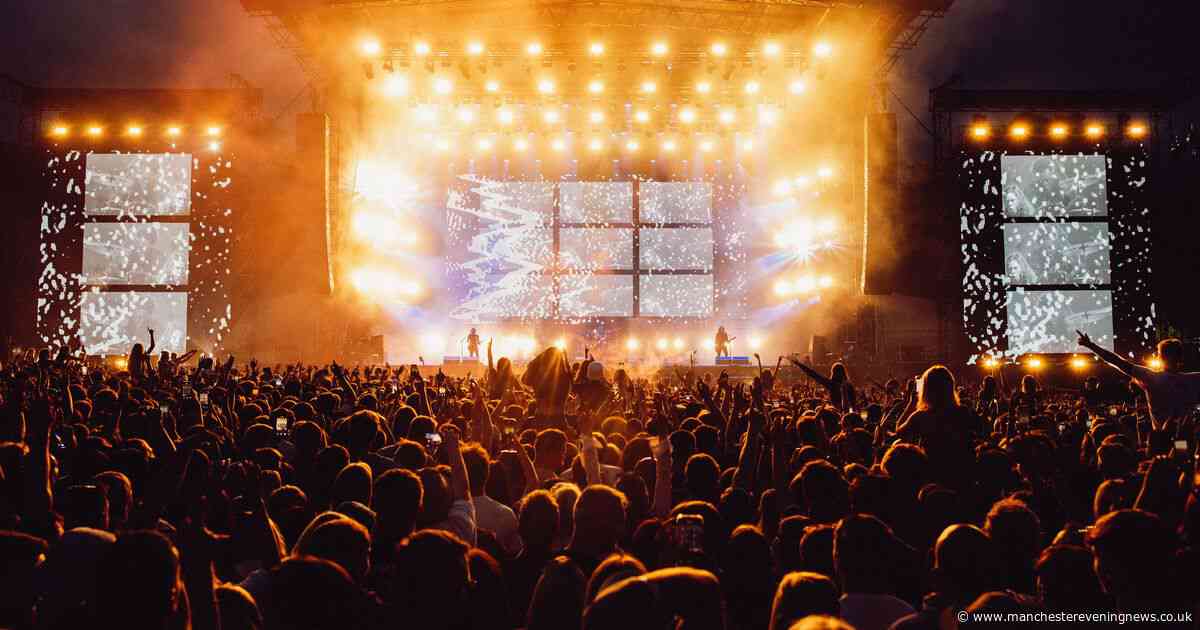 Crocodiles in the mosh pit - Catfish and the Bottlemen light up Heaton Park