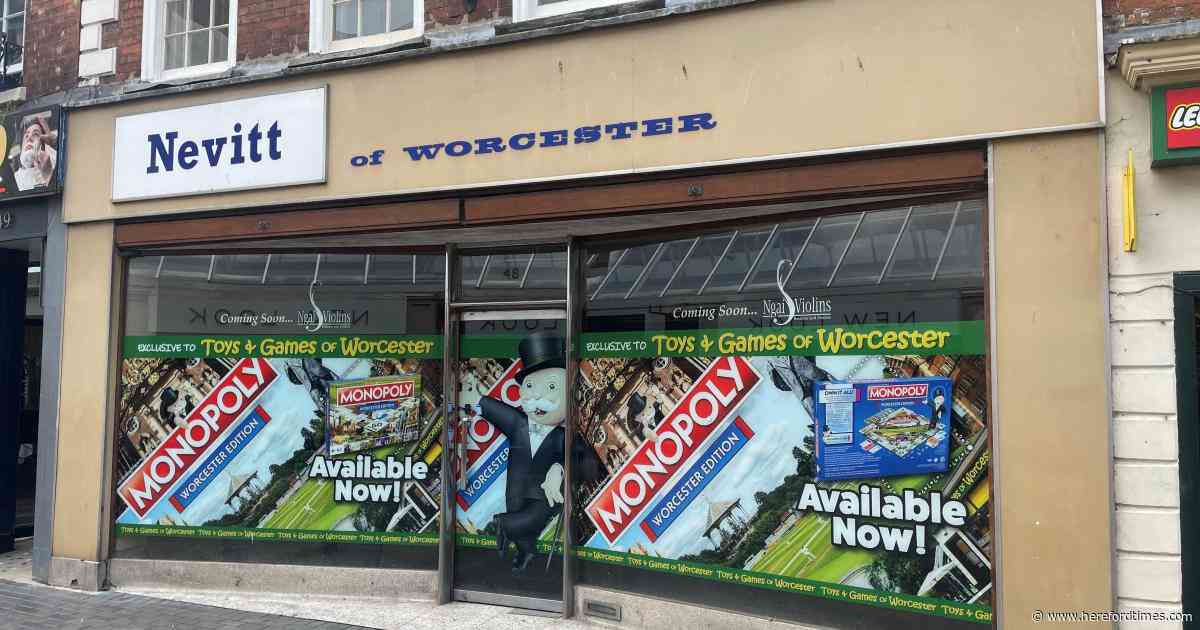 Eastern tea bar plan revealed at old empty shop that was household name