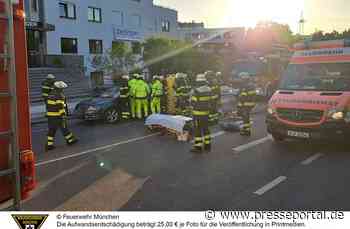 FW-M: Technische Rettung nach Verkehrsunfall (Pasing)