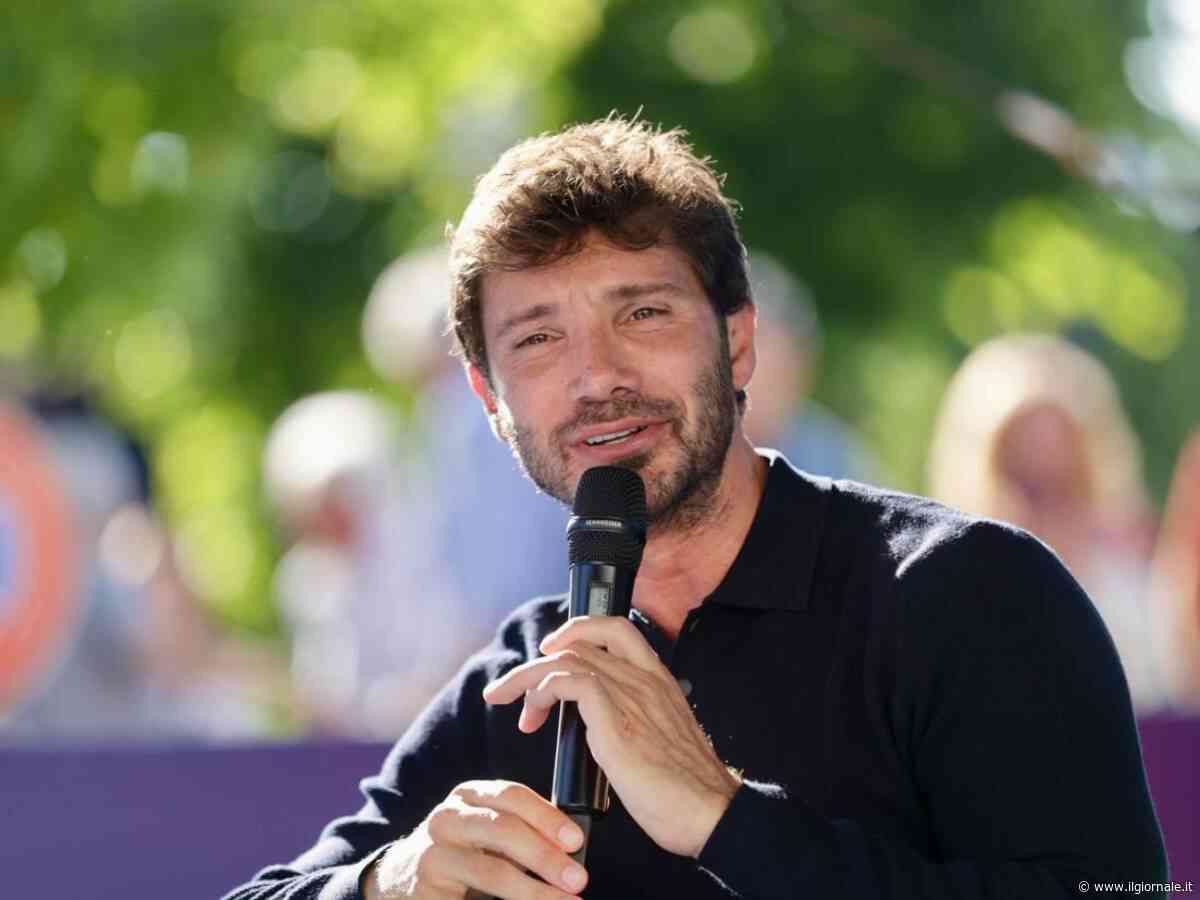 Troppo gossip: la Rai striglia Stefano De Martino