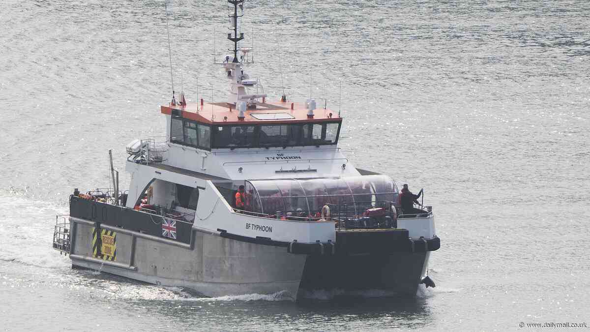 More migrants arrive in UK after blundering Labour minister claimed majority on small boats were women and children - but now says he was only talking about ONE vessel