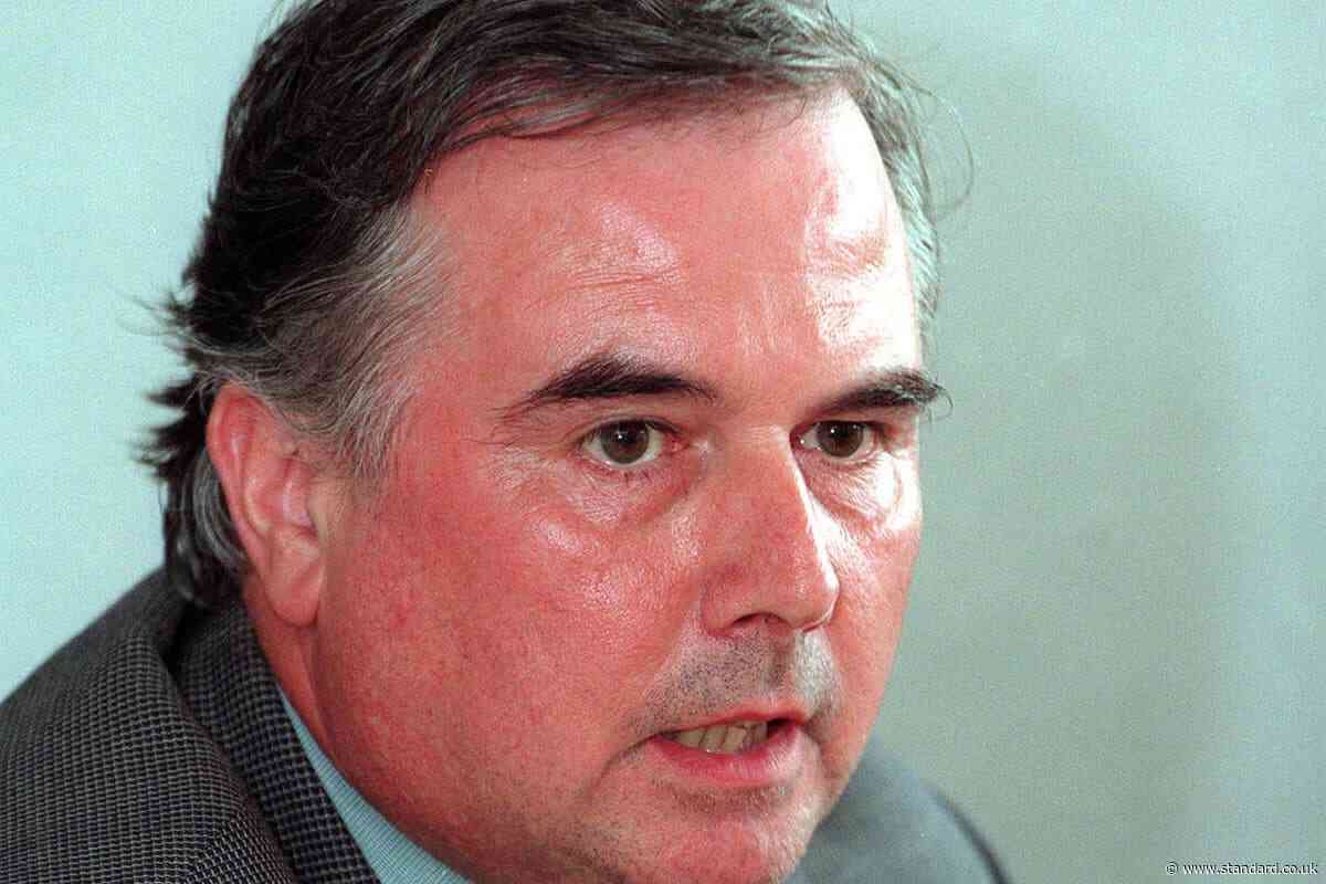 Tributes after death of former Alliance leader Sean Neeson at 79