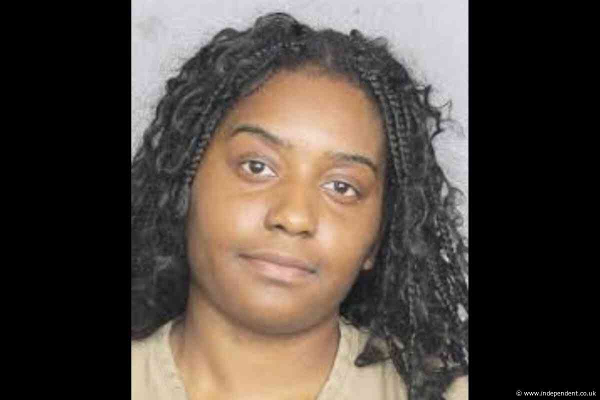 Florida TSA worker assaulted 79-year-old Jet Blue passenger, cops say