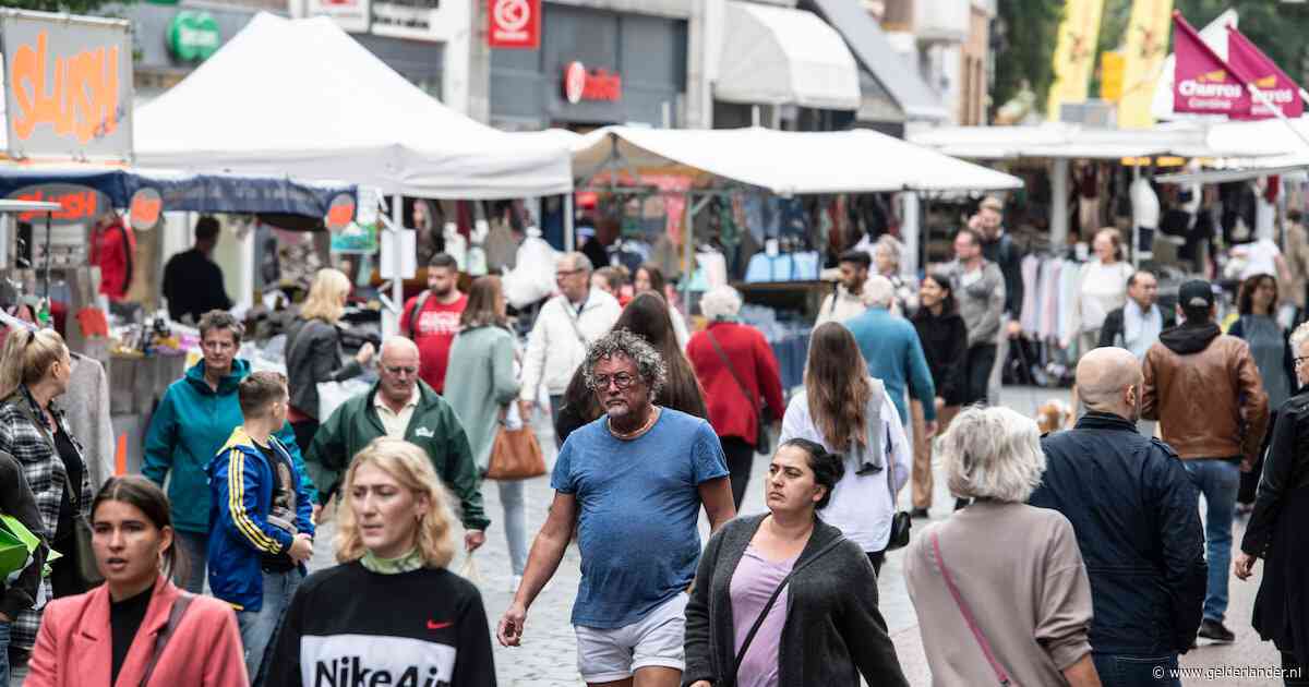 Markt moet drie keer wijken voor Vierdaagsefeesten, kooplui boos: ‘We maken toch samen de feesten?’