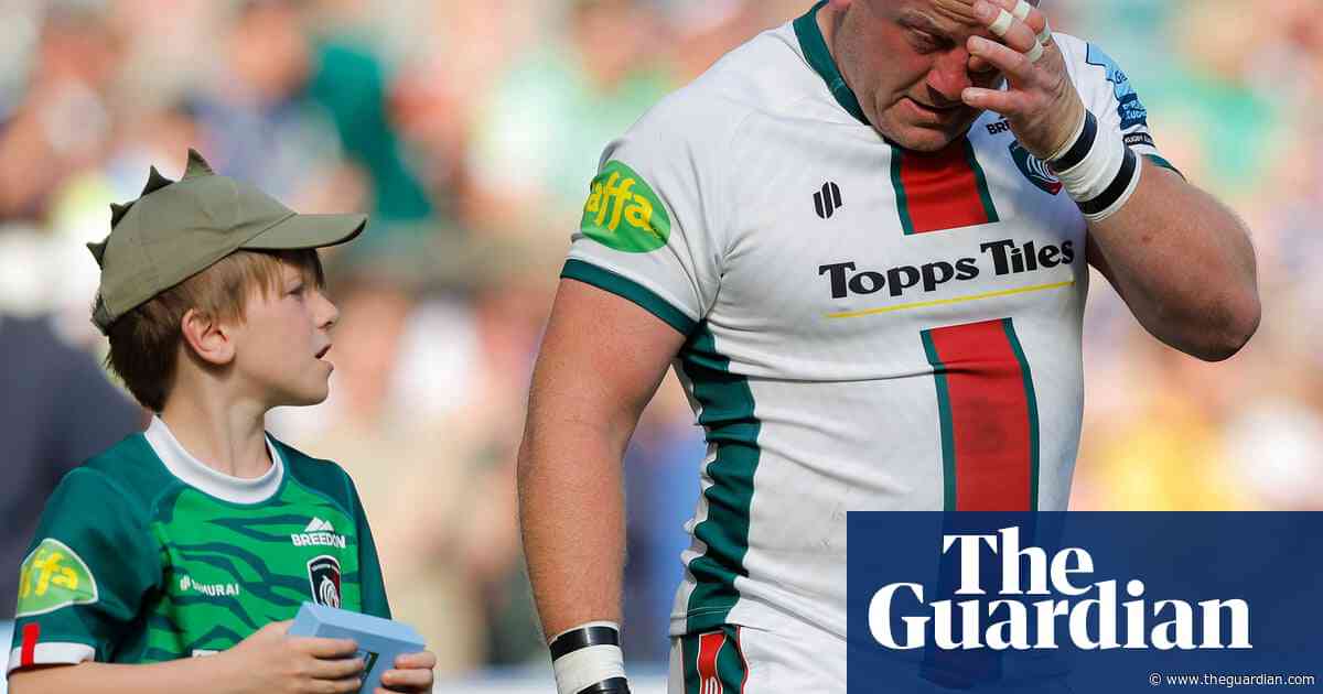Leicester coach Cheika hits out at Cole yellow card after final defeat by Bath
