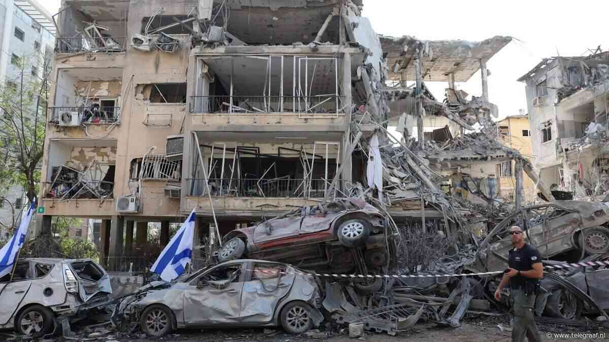 LIVE | Iraanse staatstelevisie kondigt ’zware en verwoestende’ bombardementen aan voor komende uren