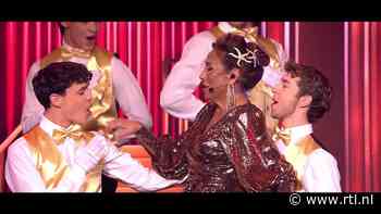 Knallende show: Patty Brard zingt ‘Hello Dolly’ vol glitter en glamour