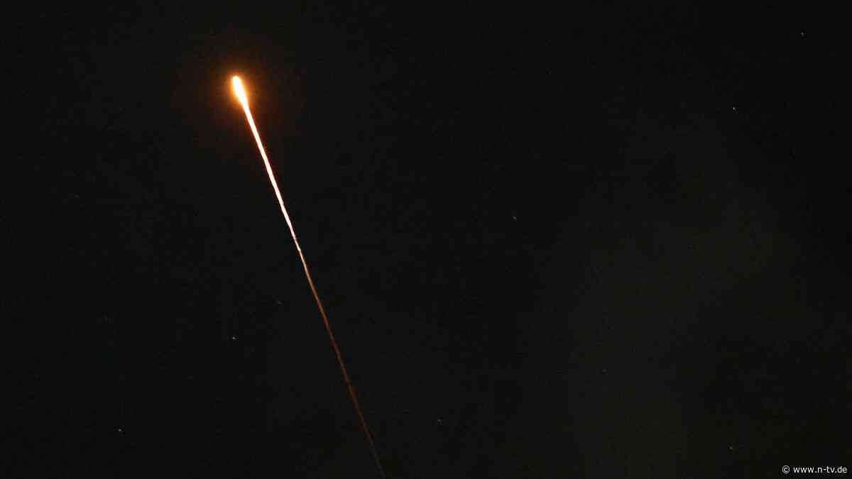 Bevölkerung soll in Schutzräume: Iran feuert neue Raketenwelle auf Israel ab