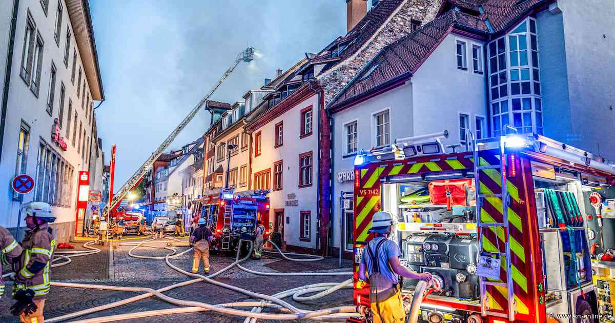 Gebäude nach Großbrand in Villingen-Schwenningen eingestürzt