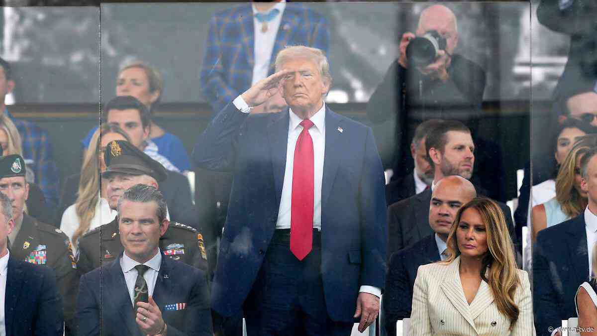 Umstrittene Feierlichkeiten: Trump eröffnet Militärparade - Zehntausende bei landesweiten Gegenprotesten