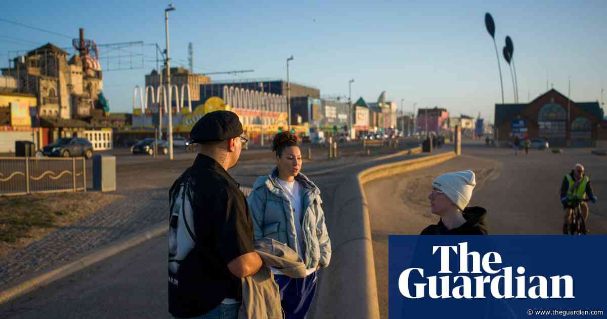 Young people in England’s coastal towns three times more likely to have a mental health condition