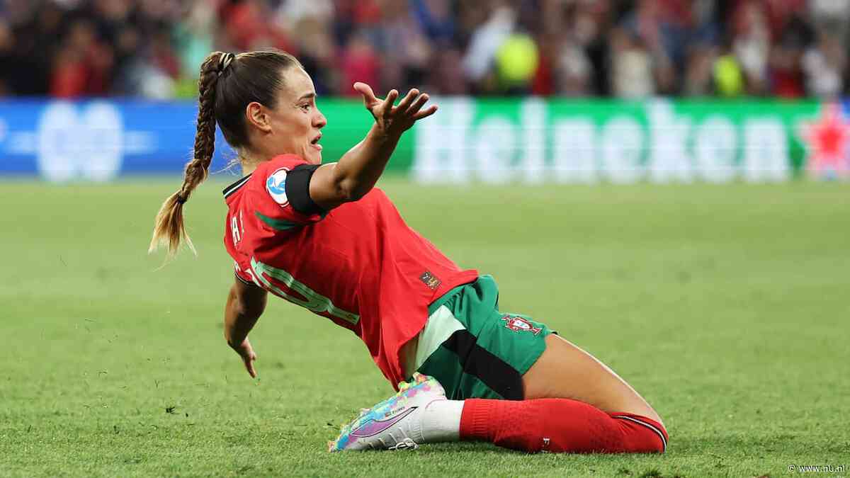 Portugal houdt kans op kwartfinales EK in leven dankzij late gelijkmaker