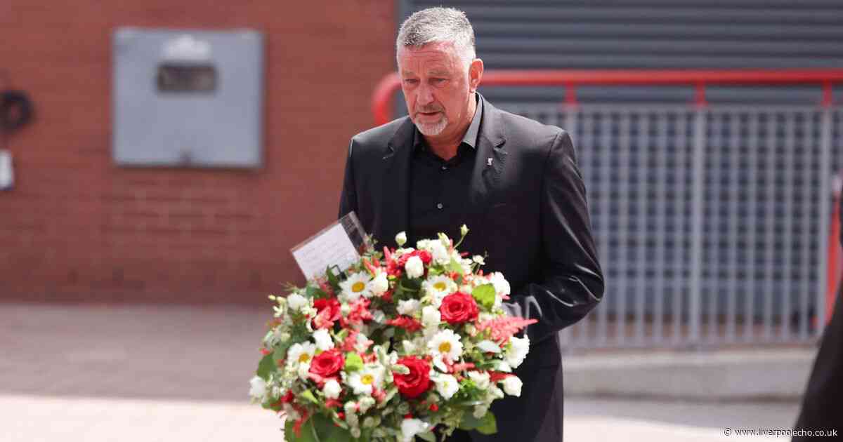 Liverpool legend John Aldridge makes Anfield visit as former players pay Diogo Jota tribute