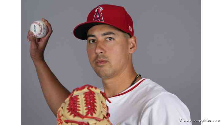 Angels reliever Robert Stephenson encouraged by start of throwing program