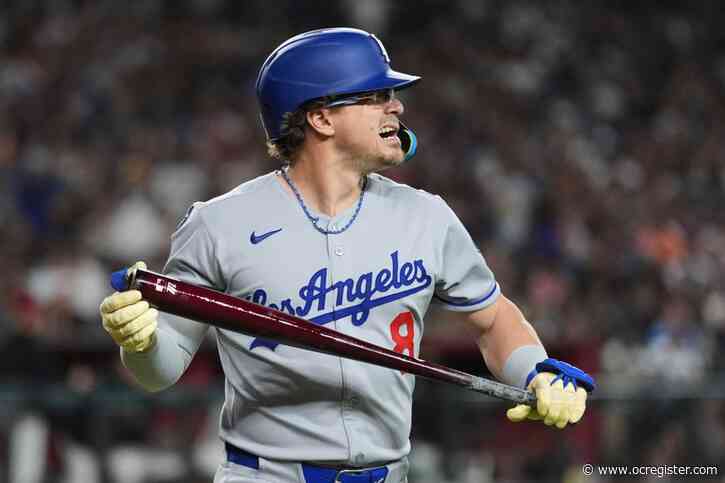 Dodgers move Kiké Hernandez to injured list with elbow injury