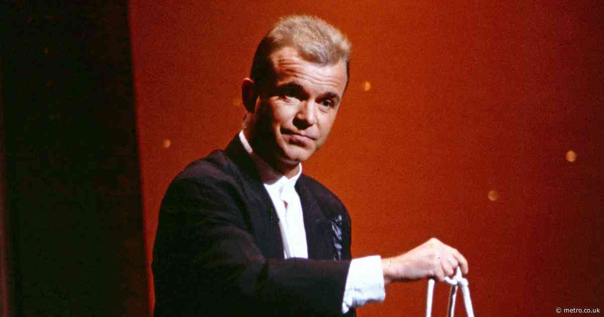 90s TV Magician Wayne Dobson dies aged 68 after long battle
