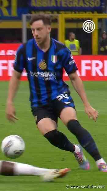 Too quick to catch, he's one step ahead 🌪️ #IMInter #Shorts