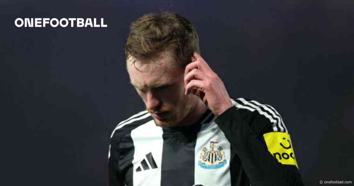 Leeds submit £12m bid for Newcastle midfielder Sean Longstaff