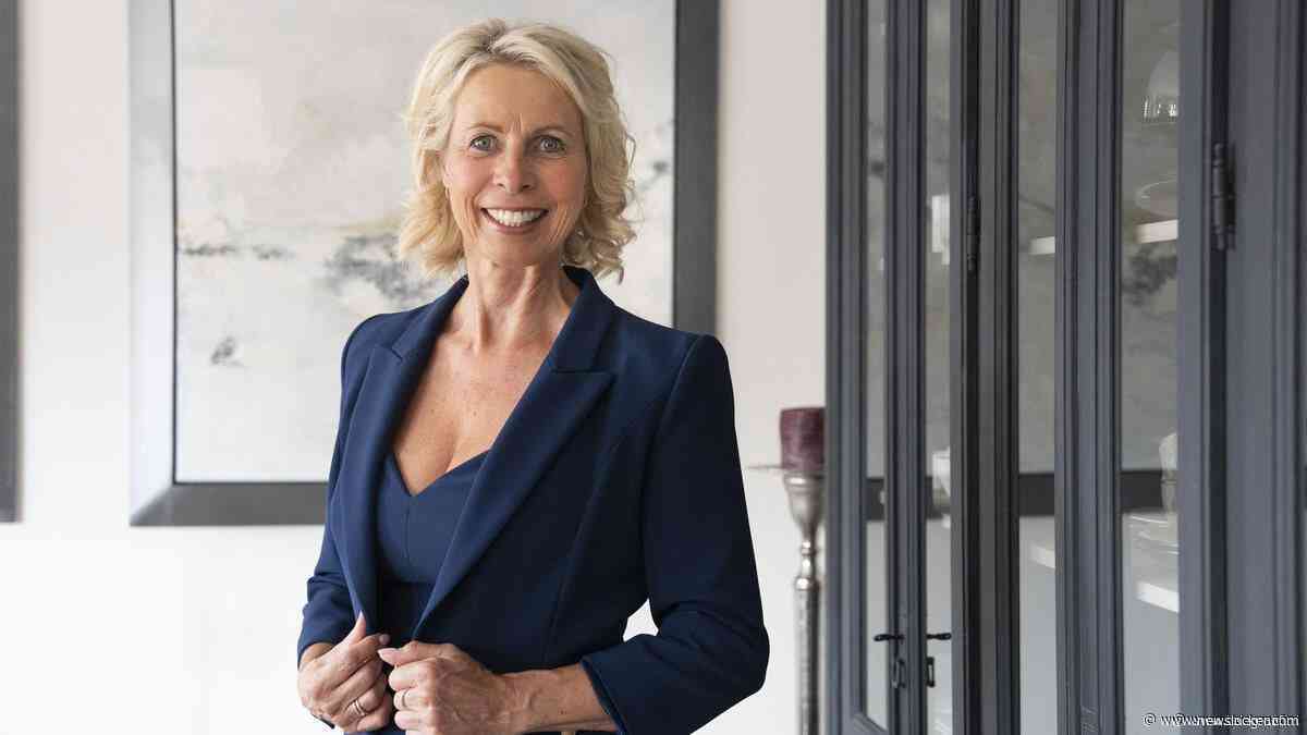 Privé-detective Herma (61) schrijft boek over haar avonturen: ’Tijdens lange observaties doe ik mijn behoeften op soort kattenbak in de auto’