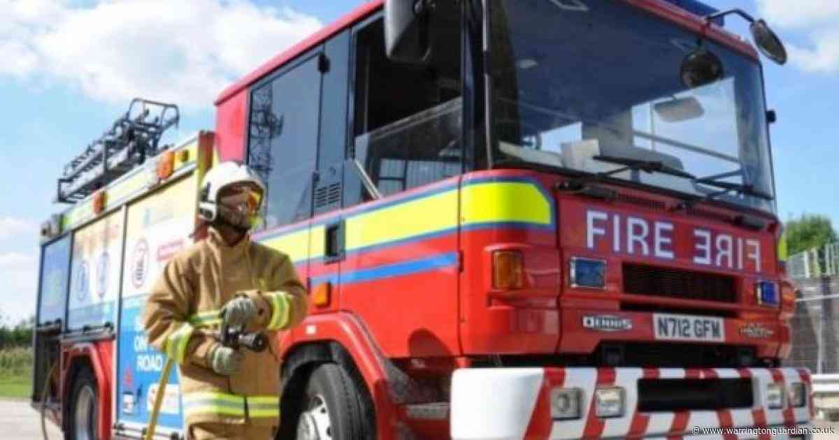 Around 200 litres of fuel leaks from HGV near motorway in Warrington
