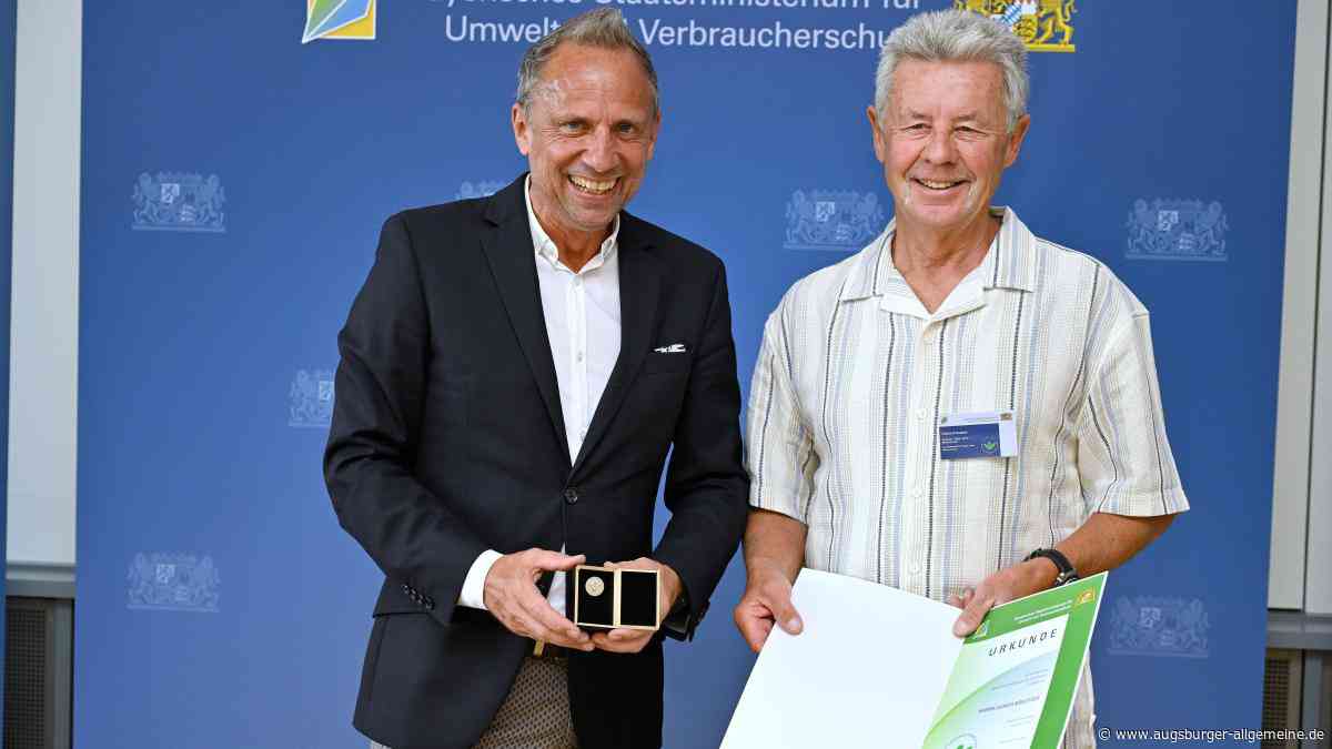 Ulrich Kreutzer aus Kaufering wird als „Grüner Engel“ ausgezeichnet