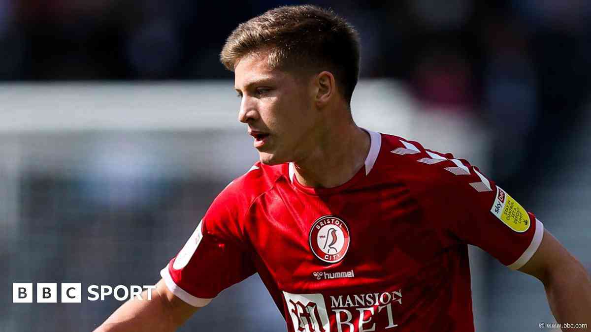 Plymouth Argyle sign midfielder Benarous