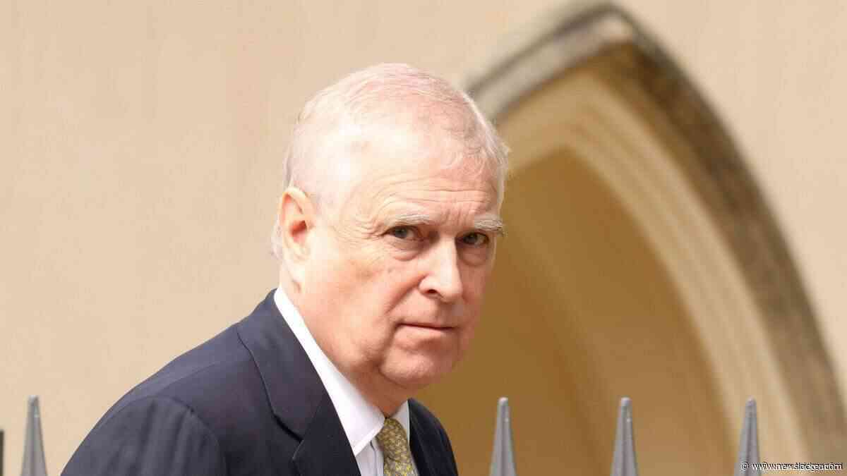 Prins Andrew kan weer ongestraft op pad na FBI-onthullingen Epstein: ’Airmiles Andy is terug’