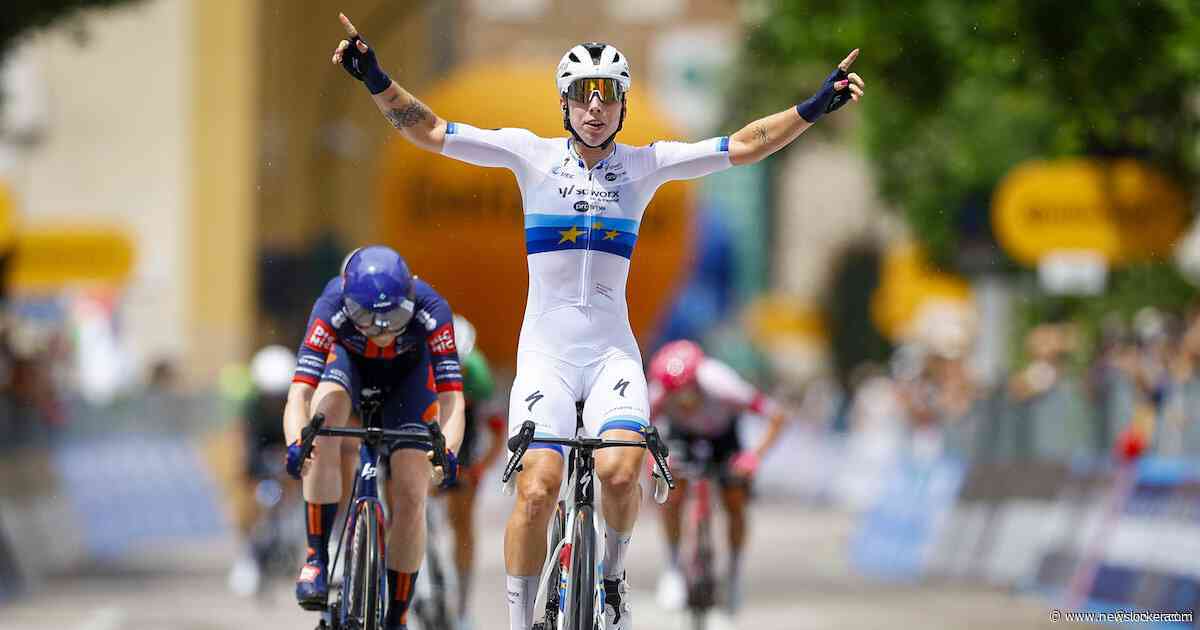 Lorena Wiebes sprint vanuit klein groepje naar winst na massale val in slotkilometers derde Giro-etappe